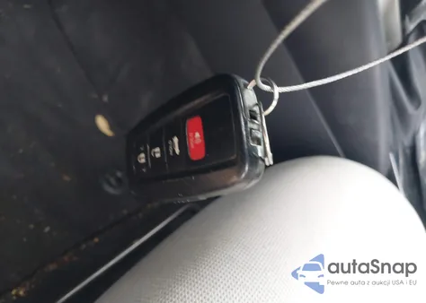 2020 Toyota Corolla Le from USA, damaged, VIN 5YFHPRAE1LP024783